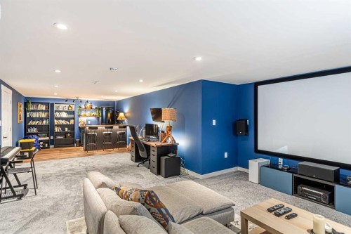 111 Lynnview Way Se, Calgary, AB - Indoor Photo Showing Other Room