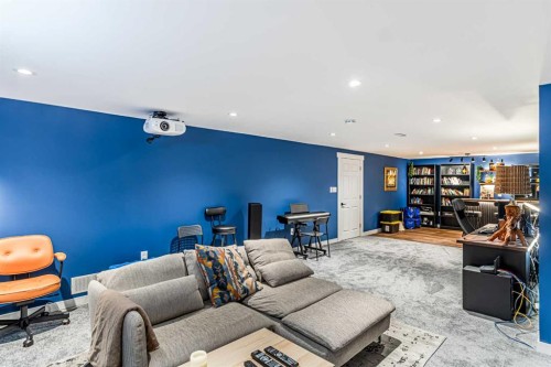 111 Lynnview Way Se, Calgary, AB - Indoor