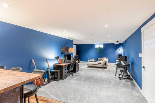 111 Lynnview Way Se, Calgary, AB - Indoor