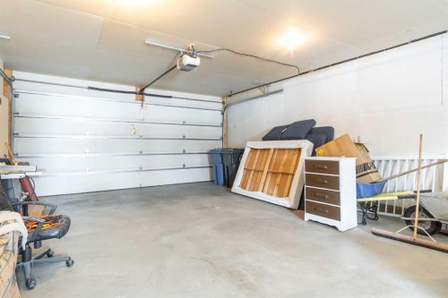 704 Stonehaven Drive, Carstairs, AB - Indoor Photo Showing Garage