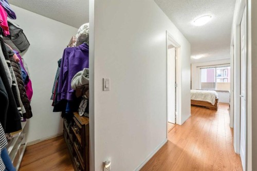 2132-700 Willowbrook Road Nw, Airdrie, AB - Indoor