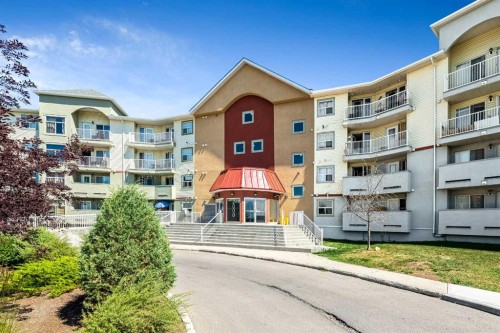 2132-700 Willowbrook Road NW Airdrie, AB T4B 0L5