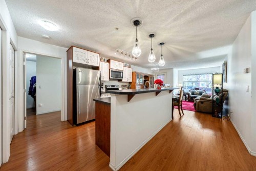 2132-700 Willowbrook Road Nw, Airdrie, AB - Indoor Photo Showing Kitchen