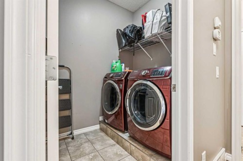 108 Seagreen Lane, Chestermere, AB - Indoor Photo Showing Laundry Room