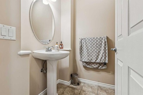 108 Seagreen Lane, Chestermere, AB - Indoor Photo Showing Bathroom