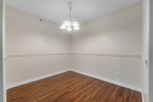 307-1307 Valleyview Park Se, Calgary, AB - Indoor Photo Showing Other Room