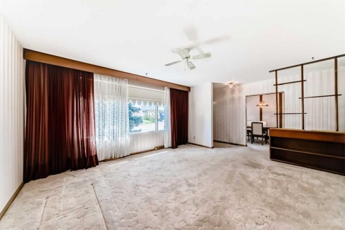 54 Fullerton Road Se, Calgary, AB - Indoor Photo Showing Other Room