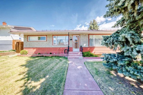 54 Fullerton Road Se, Calgary, AB - Outdoor