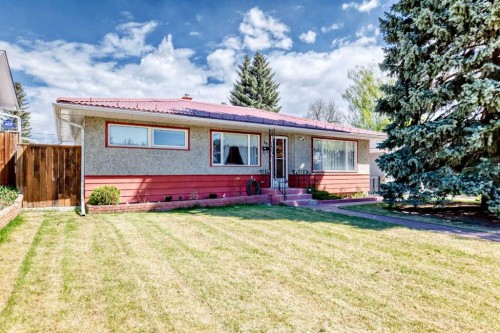 54 Fullerton Road Se, Calgary, AB - Outdoor