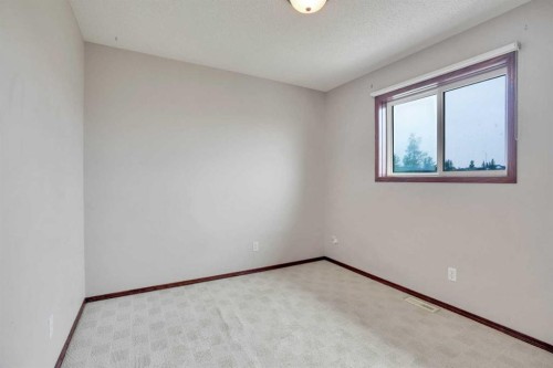 161 Panamount Close Nw, Calgary, AB - Indoor Photo Showing Other Room