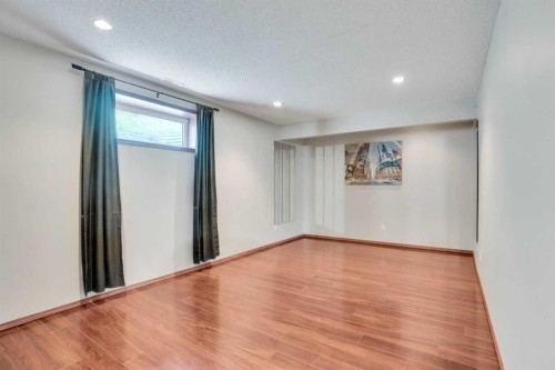 161 Panamount Close Nw, Calgary, AB - Indoor Photo Showing Other Room