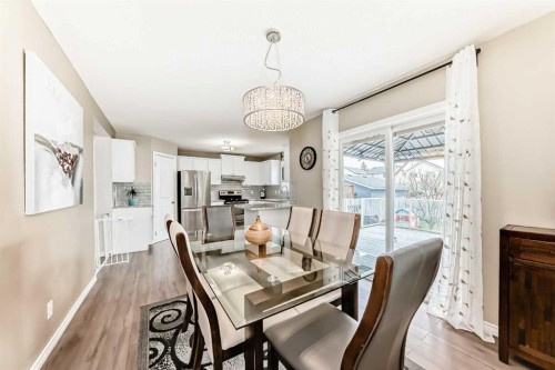 92 Covehaven Road Ne, Calgary, AB - Indoor Photo Showing Dining Room