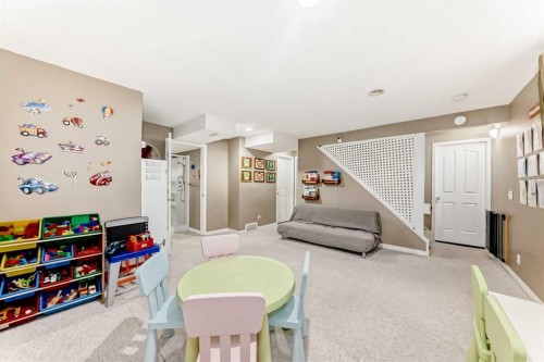 92 Covehaven Road Ne, Calgary, AB - Indoor