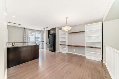 314 New Brighton Villas Se, Calgary, AB - Indoor