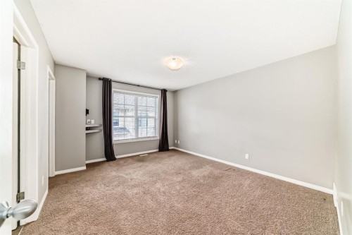 314 New Brighton Villas Se, Calgary, AB - Indoor Photo Showing Other Room