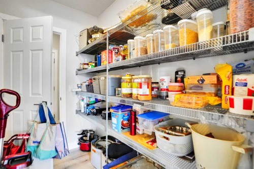 3 Rivercrest Common, Cochrane, AB - Indoor With Storage