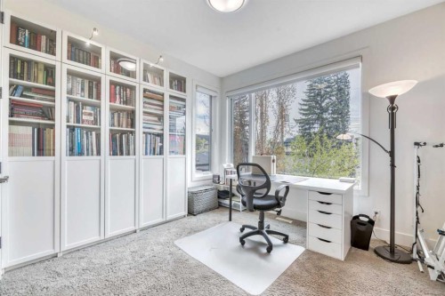 2008 38 Avenue Sw, Calgary, AB - Indoor Photo Showing Other Room
