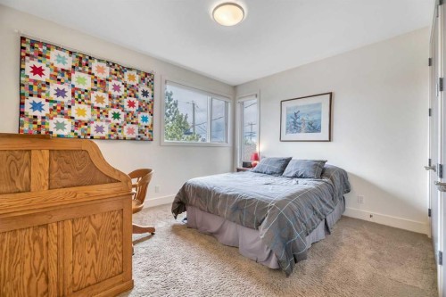 2008 38 Avenue Sw, Calgary, AB - Indoor Photo Showing Bedroom