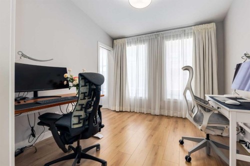 237-7820 Spring Willow Drive Sw, Calgary, AB - Indoor Photo Showing Office