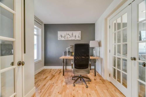 100 Royal Birch Crescent Nw, Calgary, AB - Indoor Photo Showing Office