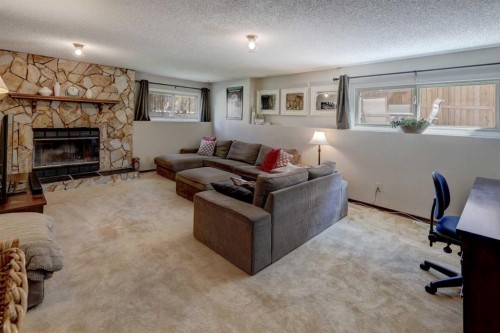 36 Edforth Road Nw, Calgary, AB 