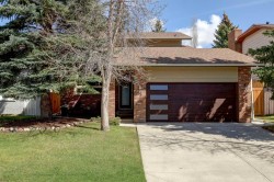 36 Edforth Road NW Calgary, AB T3A 3V7