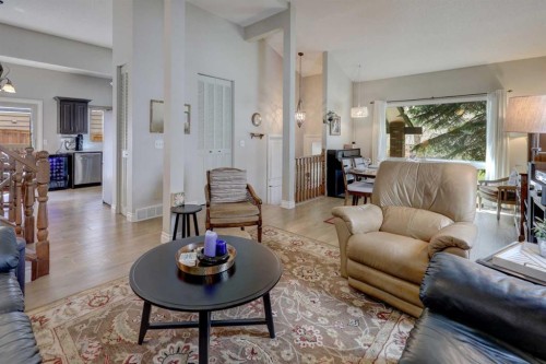 36 Edforth Road Nw, Calgary, AB 