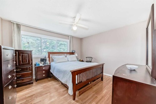 5132 Marian Way Ne, Calgary, AB - Indoor Photo Showing Bedroom