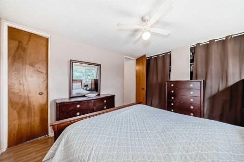 5132 Marian Way Ne, Calgary, AB - Indoor Photo Showing Bedroom