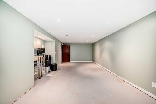 5132 Marian Way Ne, Calgary, AB - Indoor Photo Showing Other Room