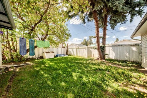 5132 Marian Way Ne, Calgary, AB - Outdoor