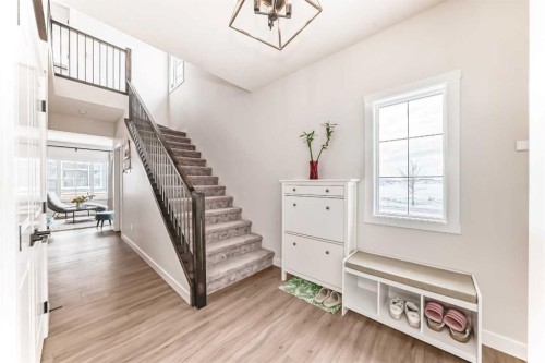 10 Verity Landing Sw, Calgary, AB - Indoor Photo Showing Other Room