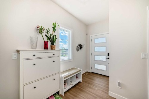 10 Verity Landing Sw, Calgary, AB - Indoor Photo Showing Other Room