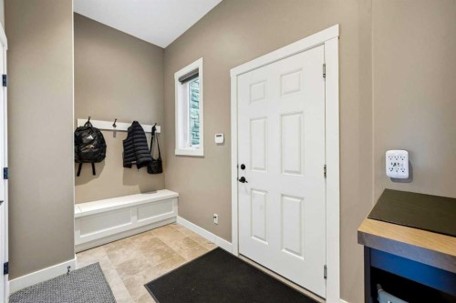 45 Cranbrook Heights Se, Calgary, AB - Indoor Photo Showing Other Room