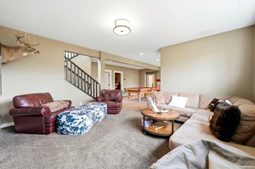 45 Cranbrook Heights Se, Calgary, AB - Indoor Photo Showing Living Room