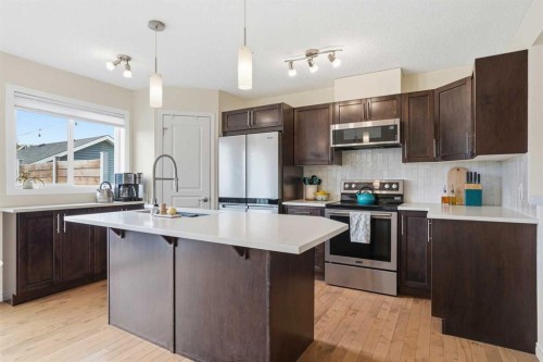 24 Auburn Crest Park Se, Calgary, AB - Indoor Photo Showing Kitchen With Stainless Steel Kitchen With Upgraded Kitchen