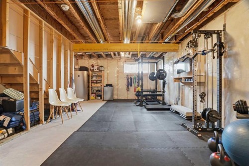 24 Auburn Crest Park Se, Calgary, AB - Indoor Photo Showing Gym Room