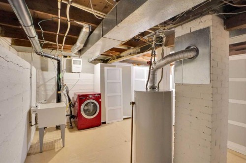 614 19 Avenue Nw, Calgary, AB - Indoor Photo Showing Basement