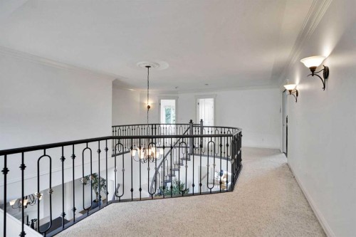 378 Patterson Boulevard Sw, Calgary, AB - Indoor Photo Showing Other Room