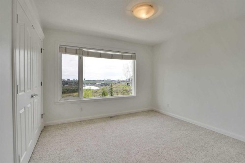 378 Patterson Boulevard Sw, Calgary, AB - Indoor Photo Showing Other Room