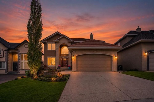 378 Patterson Boulevard Sw, Calgary, AB - Outdoor With Facade