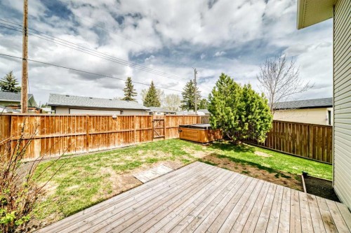 17 Ross Place, Crossfield, AB - Outdoor With Deck Patio Veranda