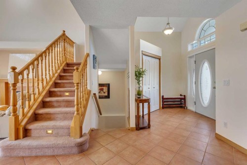 9 Panorama Hills Manor Nw, Calgary, AB - Indoor Photo Showing Other Room