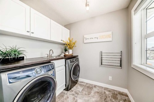 2201 Bayside Circle Sw, Airdrie, AB - Indoor Photo Showing Laundry Room