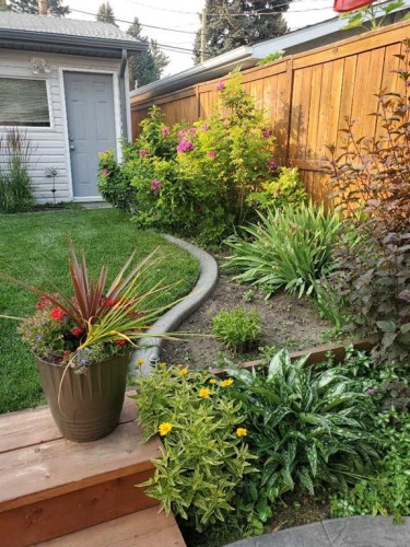 308 99 Avenue Se, Calgary, AB - Outdoor