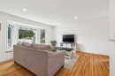 308 99 Avenue Se, Calgary, AB  - Indoor Photo Showing Living Room 