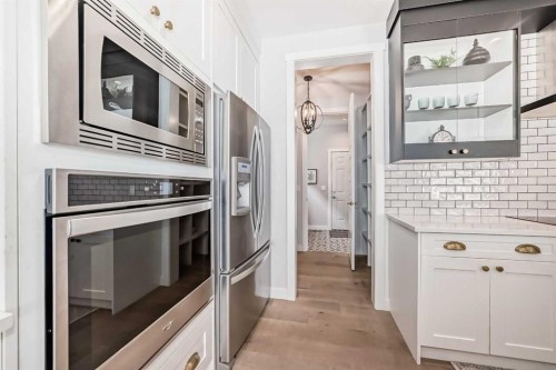 420 Legacy View Se, Calgary, AB - Indoor Photo Showing Kitchen