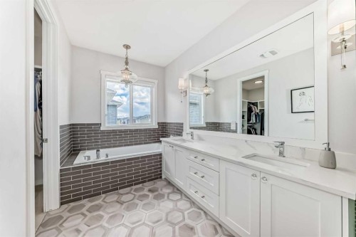 420 Legacy View Se, Calgary, AB - Indoor Photo Showing Bathroom