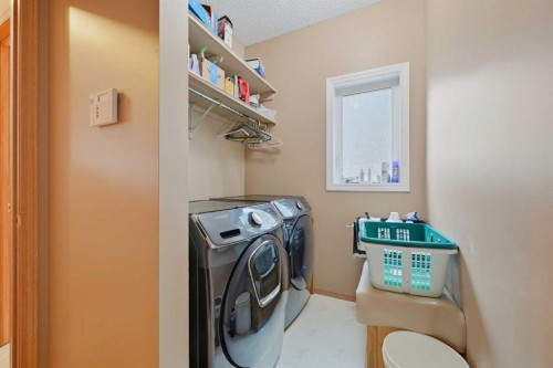 52 Edgebrook Rise Nw, Calgary, AB - Indoor Photo Showing Laundry Room
