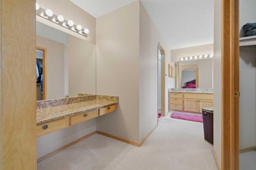 52 Edgebrook Rise Nw, Calgary, AB - Indoor Photo Showing Other Room